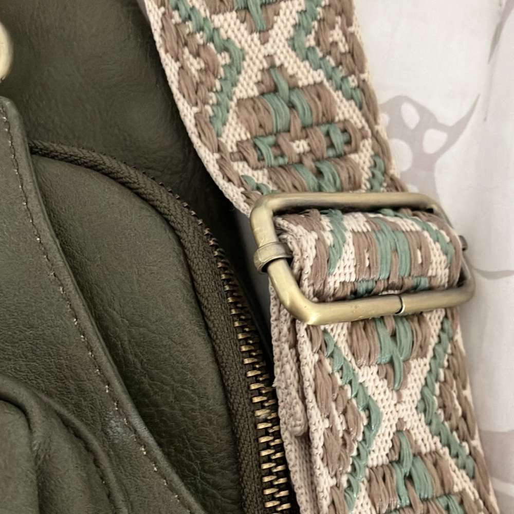 Cross body travel security pouch with boho wide strap EUC - Picture 7 of 8